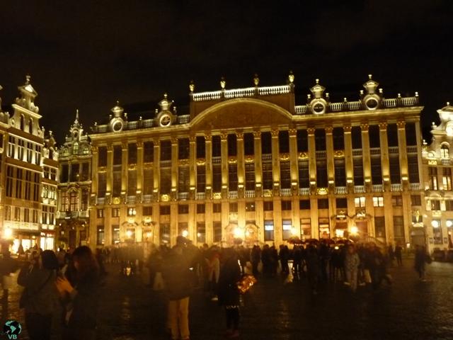 Explore a história de Bruxelas com o quebra-cabeça da Grand Place de
