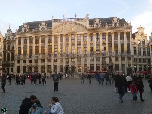 Explore a história de Bruxelas com o quebra-cabeça da Grand Place de